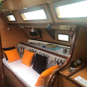 Bateau-hôtel Cassiopee, Lorient